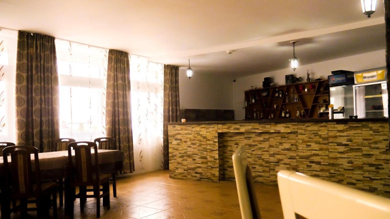Pensiunea Danubio Moldova Noua Экстерьер фото
